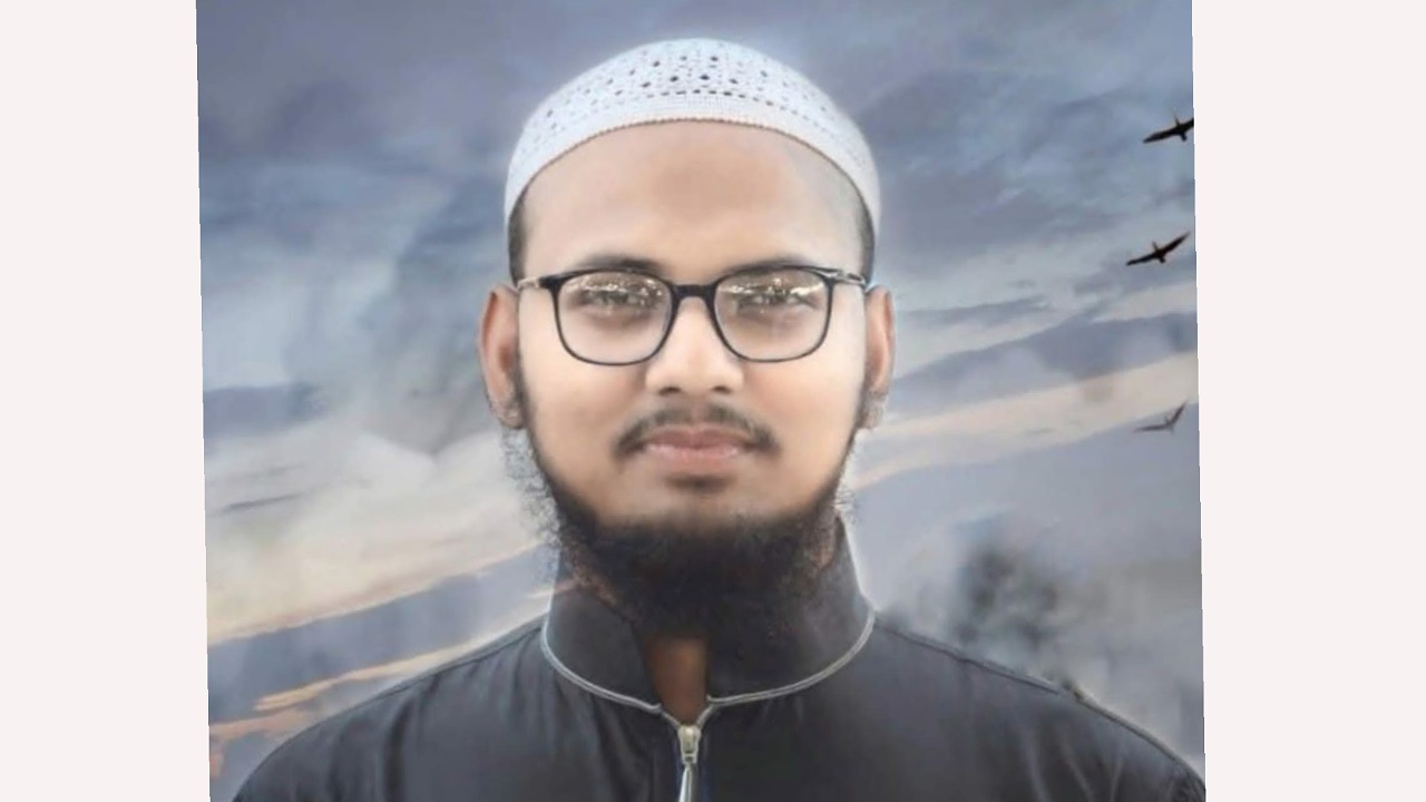 পরকীয়া করে গোপন ভিডিও ধারণ ও ছড়িয়ে দেওয়ার অভিযোগে  মাওলানা গ্রেফতার