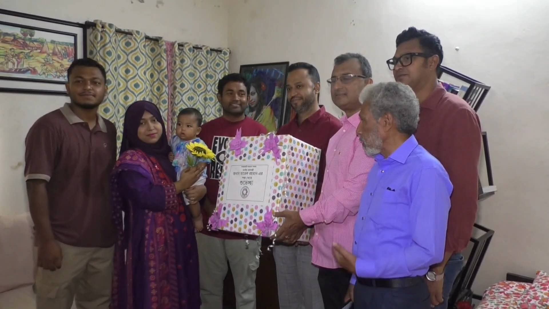 প্রধানমন্ত্রীর উপহার পেল যশোরের সাত মাসের শিশু আন নাসর'র পরিবার