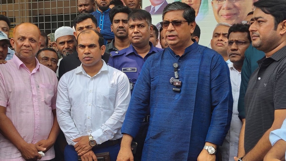 তেল সংকট নয়, স্বাভাবিক সরবরাহ: মীর শাহে আলম