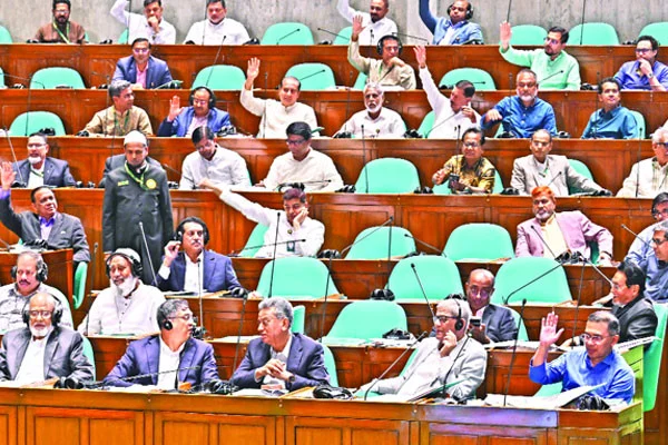 তামাদি হওয়ার পথে গণভোটসহ ১৬টি অধ্যাদেশ