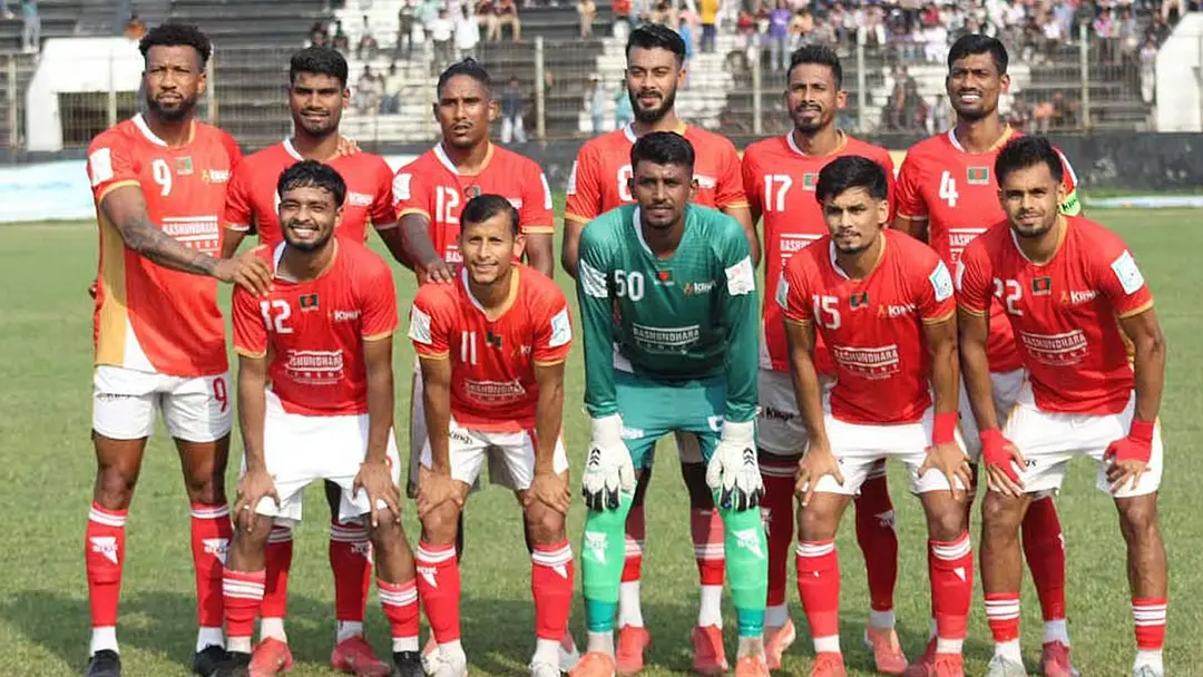 ফিফা নিষেধাজ্ঞামুক্ত কিংস, ফকিরেরপুলের কমে এক