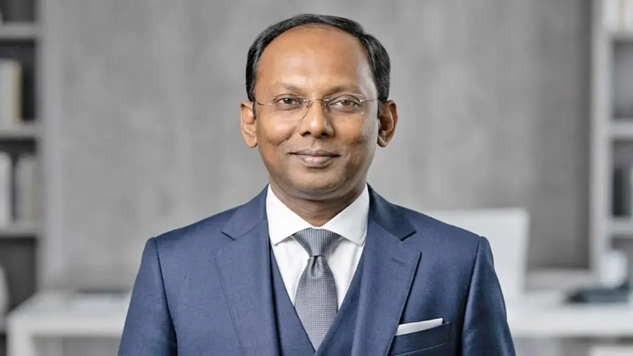 বিকেলে শপথ নেবেন পিএসসির নতুন চেয়ারম্যান নাজমুজ্জামান ভূঁইয়া