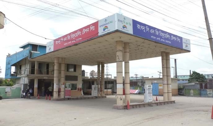 নারায়ণগঞ্জে তীব্র গ্যাস সংকটে ৩০টি পাম্প বন্ধ