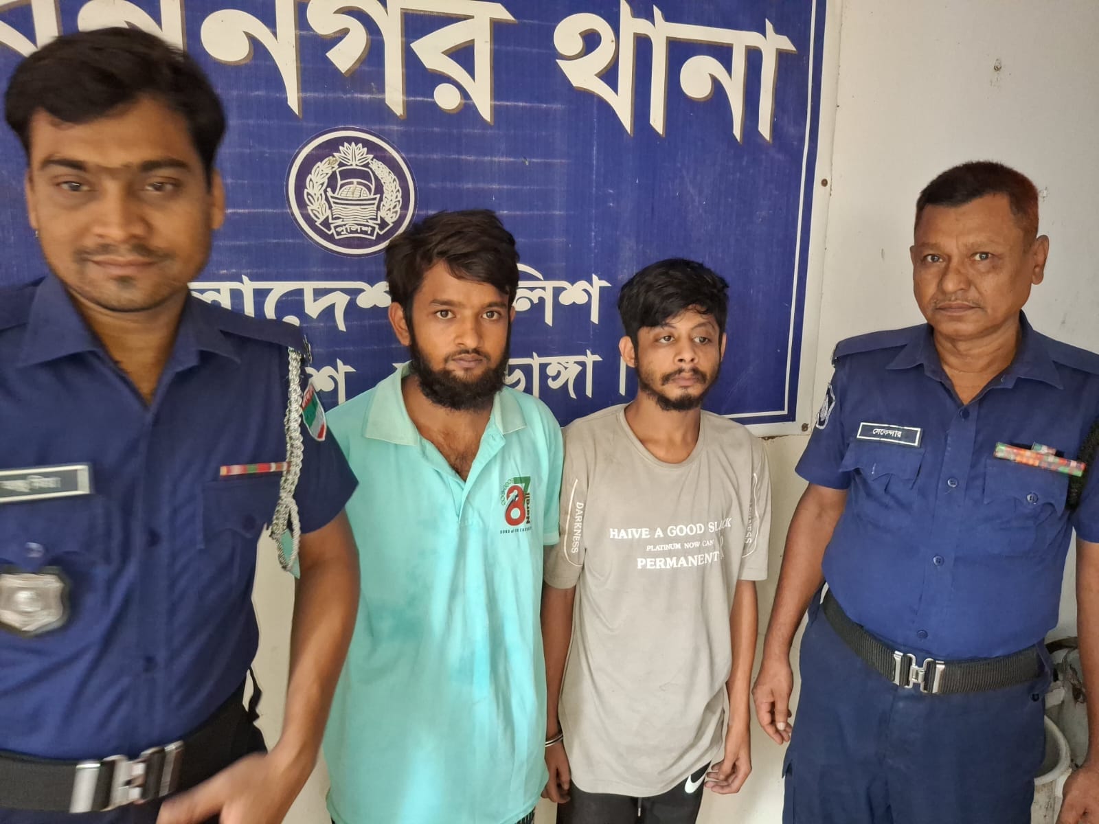 জীবননগরে গাঁজা ও ইয়াবাসহ দুই যুবক আটক, ১ বছরের কারাদণ্ড