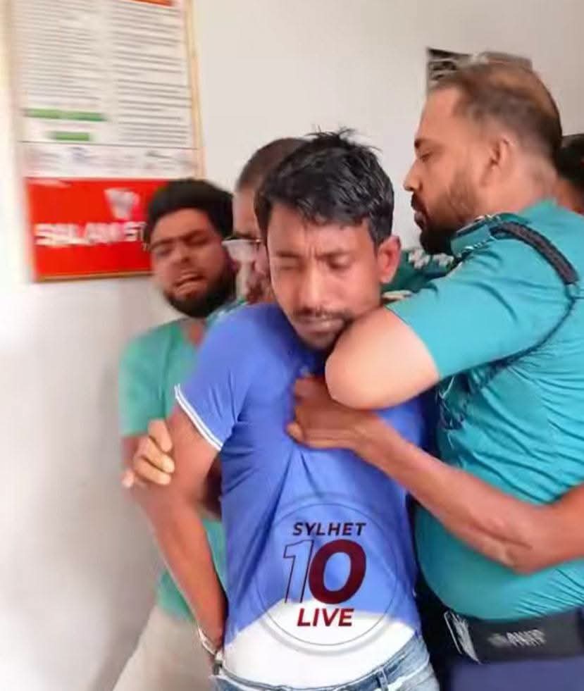 শিশু ফাহিমা হত্যাকারী জাকিরকে আদালতে গণপিটুনি