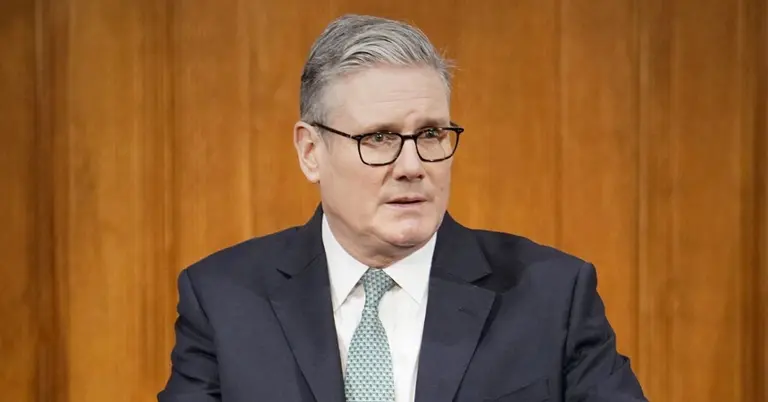 হরমুজে মার্কিন অবরোধে যুক্তরাজ্যের সমর্থন নেই: স্টারমার