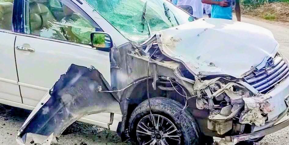 প্রাইভেটকারের ধাক্কায় মোটরসাইকেল দুমড়েমুচড়ে নিহত ২