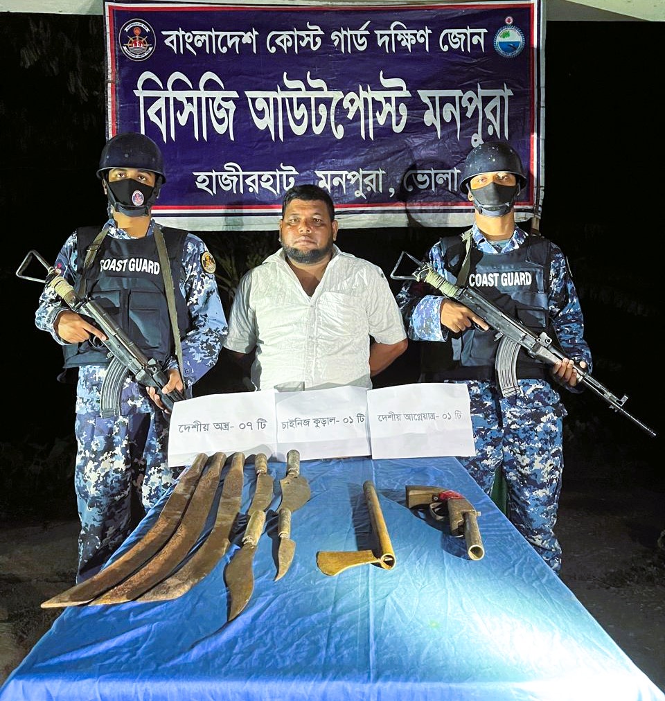 মনপুরায় দেশীয় আগ্নেয়াস্ত্রসহ স্বপন বাহিনীর প্রধান স্বপন আটক