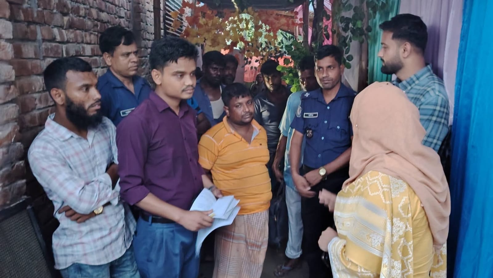 বিয়ের আসর বসার আগেই ডিসির হানা, শেরপুরে বাল্যবিবাহ পণ্ড