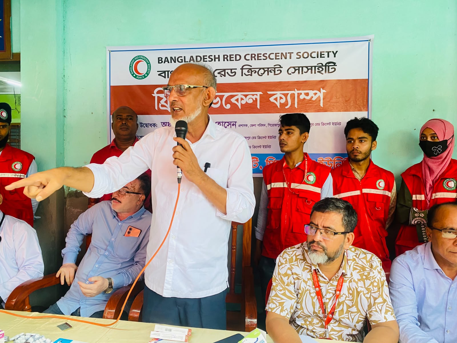 পিরোজপুরের নাজিরপুরে রেড ক্রিসেন্টের ফ্রি মেডিকেল ক্যাম্প