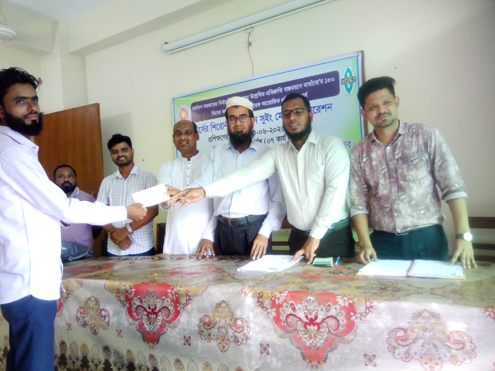কমলগঞ্জে বাংলাদেশ তাঁত বোর্ডের ফ্যাশন ডিজাইন প্রশিক্ষণের সমাপনী অনুষ্ঠিত