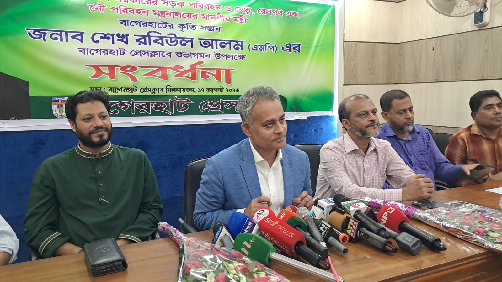 জনগণের স্বার্থে মাইক্রোস্কোপের চোখে দেখুন, সাংবাদিকদের বললেন সেতুমন্ত্রী