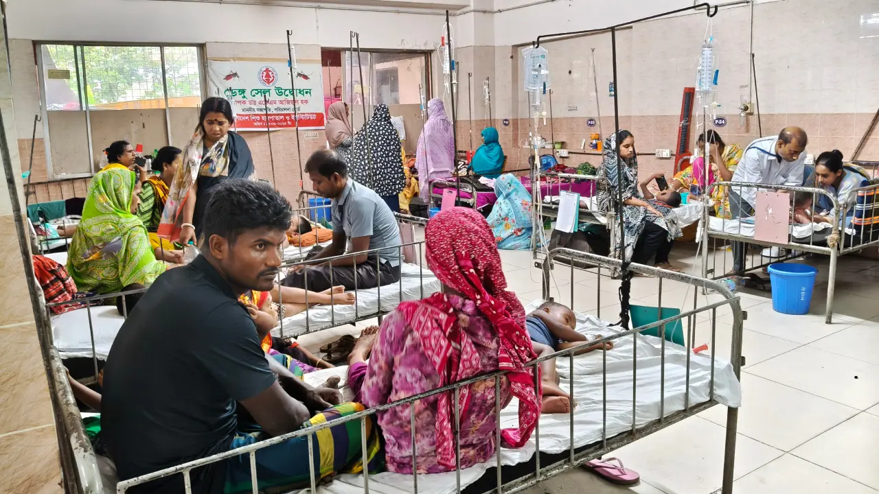 ২৪ ঘণ্টায় ডেঙ্গু আক্রান্তের সংখ্যা বাড়লো প্রায় চার গুণ