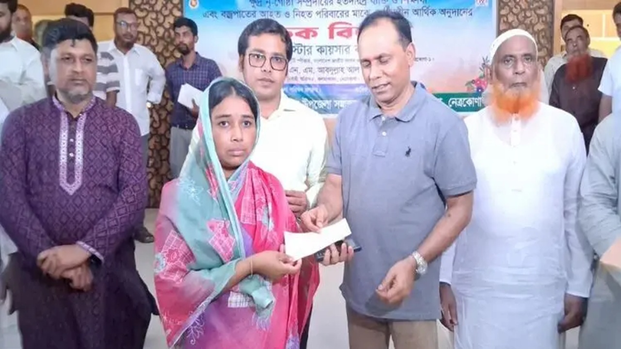 ফ্যামিলি ও কৃষক কার্ড নিয়ে চাঁদাবাজি করলে কঠোর ব্যবস্থা: ডেপুটি স্পিকার