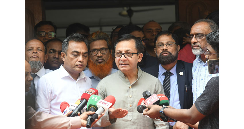 আইনের শাসন প্রতিষ্ঠায় আইনজীবীদের ভূমিকা অত্যন্ত গুরুত্বপূর্ণ: খন্দকার মুক্তাদির