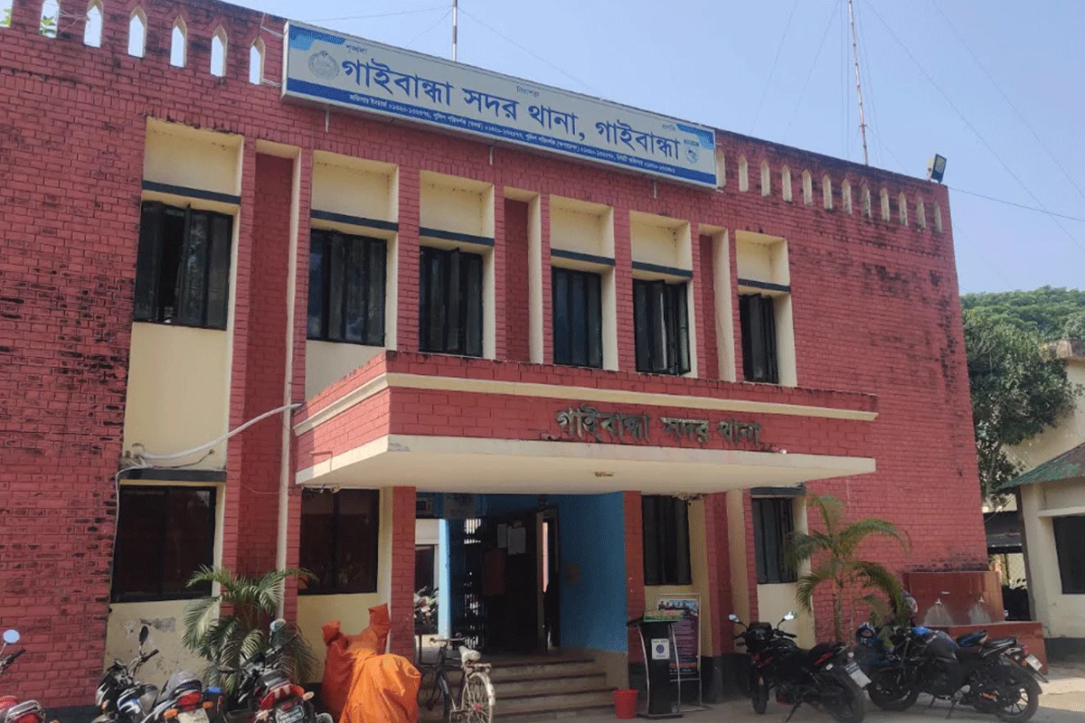 পুলিশি তৎপরতার অভাবে গাইবান্ধায় অপহরণের দেড় মাসেও উদ্ধার হয়নি দশম শ্রেণীর শিক্ষার্থী ফিরিস্তী
