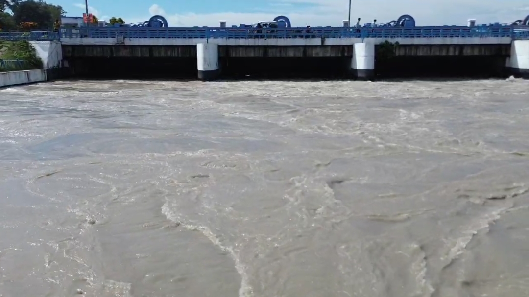 তিস্তা ও ধরলার পানি বৃদ্ধি, ব্যারাজের সব গেট উন্মুক্ত