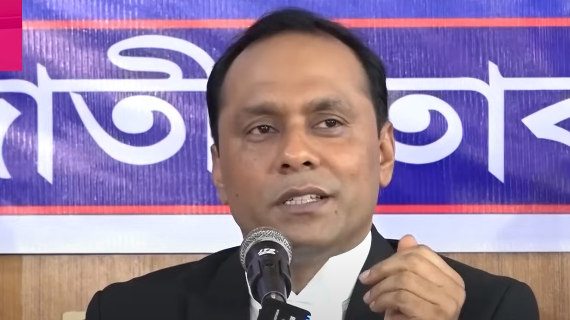 ফ্যাসিবাদী সরকার সংসদকে ‘রাবার স্ট্যাম্প’ বানিয়েছিল: কায়সার কামাল