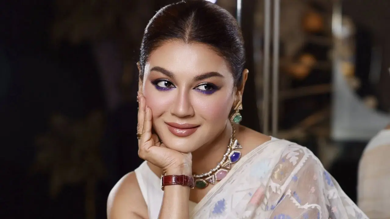 জয়া আহসানের ইউটিউব চ্যানেলে যা দেখা যাবে