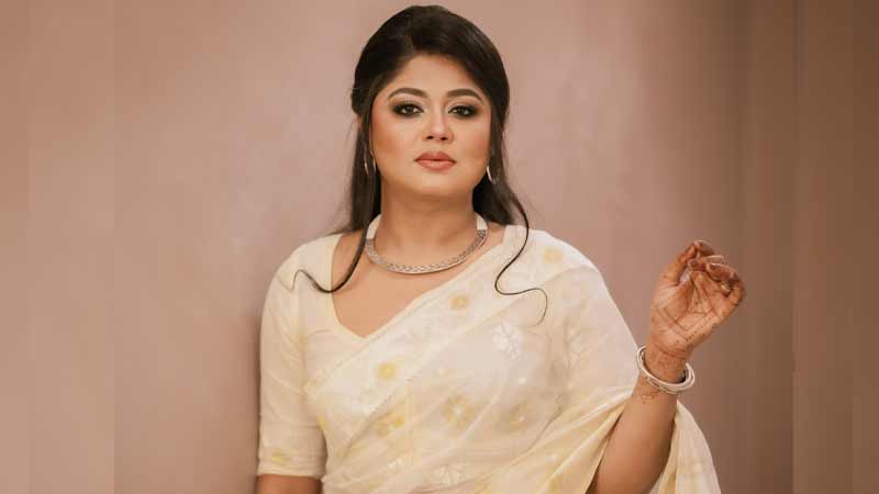 আজকে সবার মুখোশ ফাঁস করব: মৌসুমী হামিদ