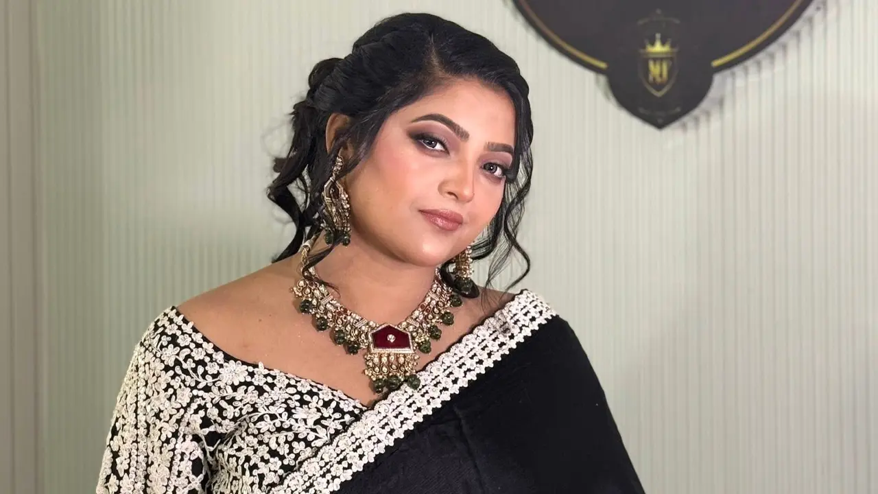 বাবা হারালেন সংগীতশিল্পী সালমা