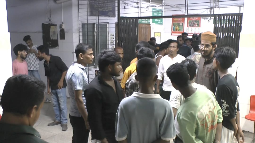 নারায়ণগঞ্জ শহরের জল্লাপাড় সিটি পার্ক লেকের পানিতে ডুবে দুই ভাইয়ের মৃত্যু