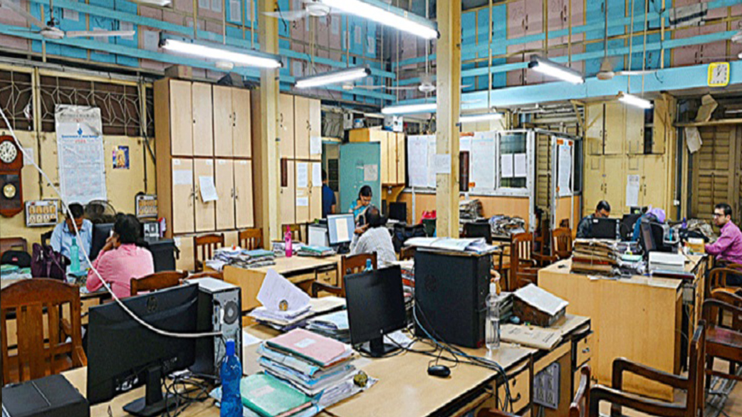 এপ্রিলে সরকারি কর্মচারীদের জন্য টানা পাঁচ দিনের ছুটি, মাত্র দুই দিন ম্যানেজেই