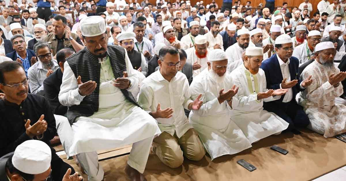 স্পিকারের স্ত্রীর মাগফেরাত কামনায় দোয়া মাহফিলে প্রধানমন্ত্রীর অংশগ্রহণ