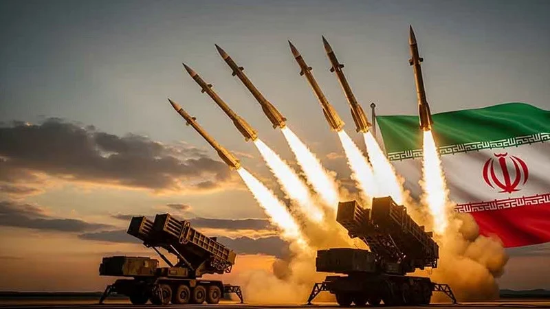 আরও ইরানি ক্ষেপণাস্ত্র ধেয়ে আসার কথা জানালো ইসরায়েলি বাহিনী