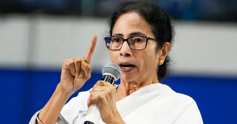 বিজেপি সবচেয়ে বড় অনুপ্রবেশকারী: মমতা ব্যানার্জি