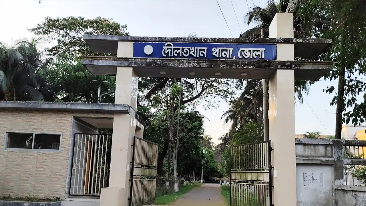 ভোলায় যৌতুকের মোটরসাইকেল না পেয়ে গৃহবধূকে পিটিয়ে হত্যার অভিযোগ