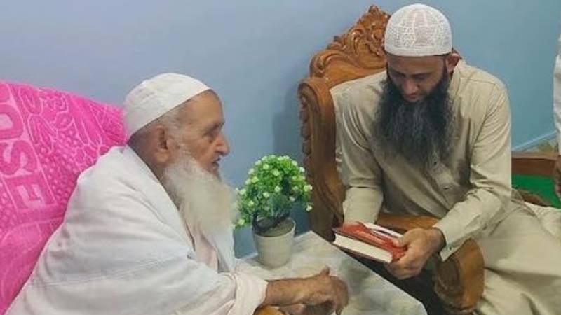 হেফাজত আমিরের সঙ্গে ধর্ম প্রতিমন্ত্রীর সাক্ষাৎ